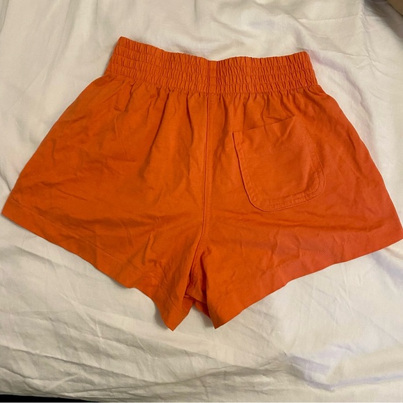 Everlane-Retro Jersey Short - Picture 2 of 4